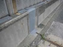 シリコーン粘着シートを使用した壁高欄防水・防食工（ TH-140017-VE ）