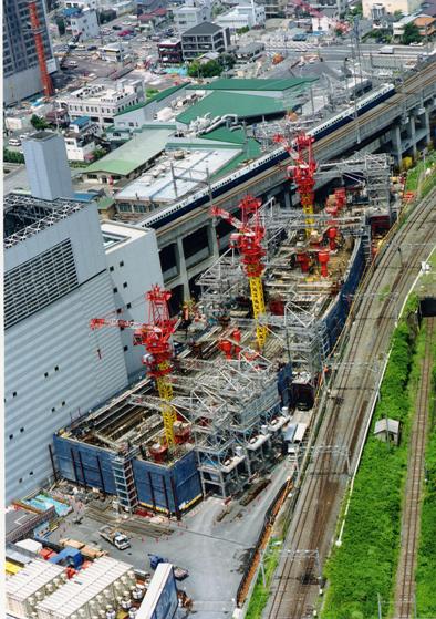首都高の技術：近接施工