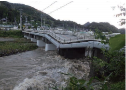 洗掘被害を受けやすい既設橋梁 の抽出方法の検討と台風第19号の 被害橋梁への適用性に関する調査