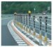 暫定2車線の高速道路 区画柵の設置について