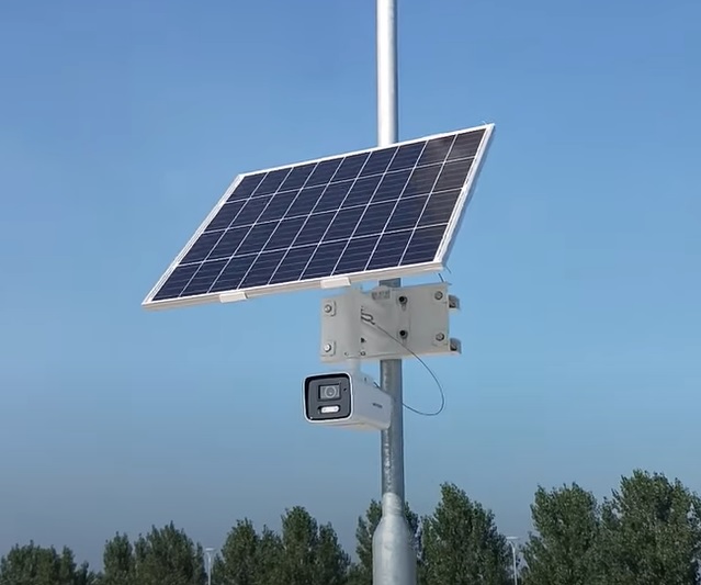 太陽光パネル付４G通信対応ネットワークカメラ(KT-220219-A)