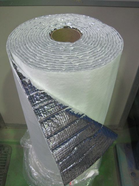 高断熱性湿潤養生シート「アクアサーモ」(KT-220201-A)