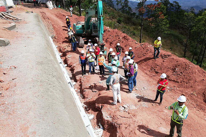 ホンジュラス国道六号線地すべり防止計画