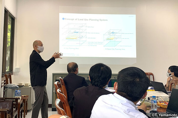 ラオス：都市開発管理・促進能力強化プロジェクト