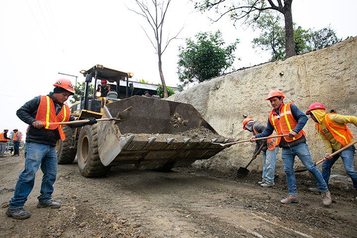 グアテマラ：和平地域道路整備事業
