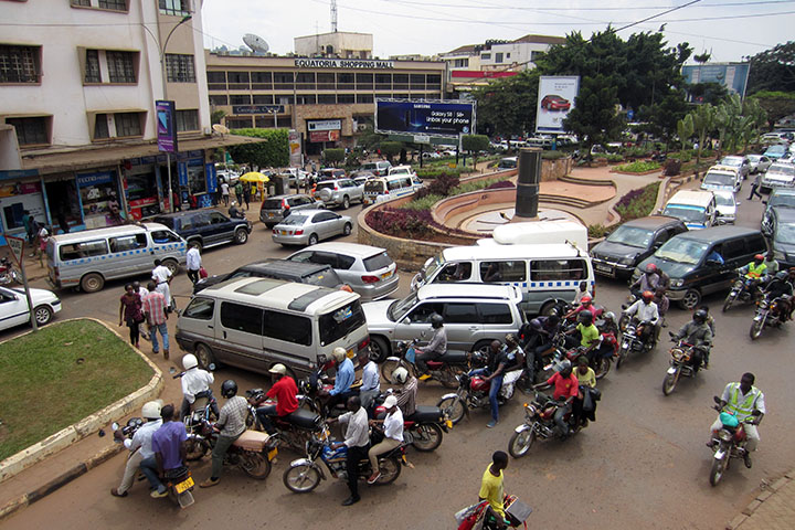ウガンダ：カンパラ市交通管制改善計画