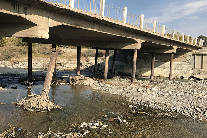 キルギス：タラス-タラズ道路ウルマラル川橋梁架け替え計画