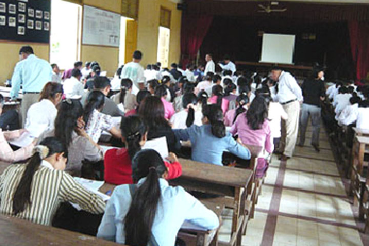 カンボジア :プノンペン都総合交通計画プロジェクト