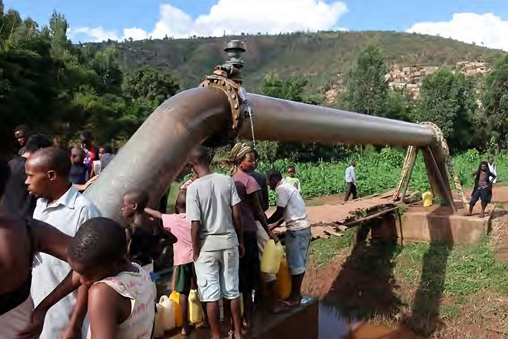 ルワンダ：キガリ市ンゾベ-ノトラ間送水幹線強化計画