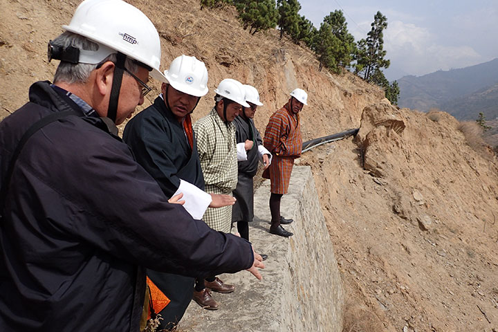 ブータン道路斜面対策工能力強化プロジェクト