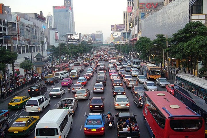 タイTHAILAND4.0を実現するスマート交通戦略