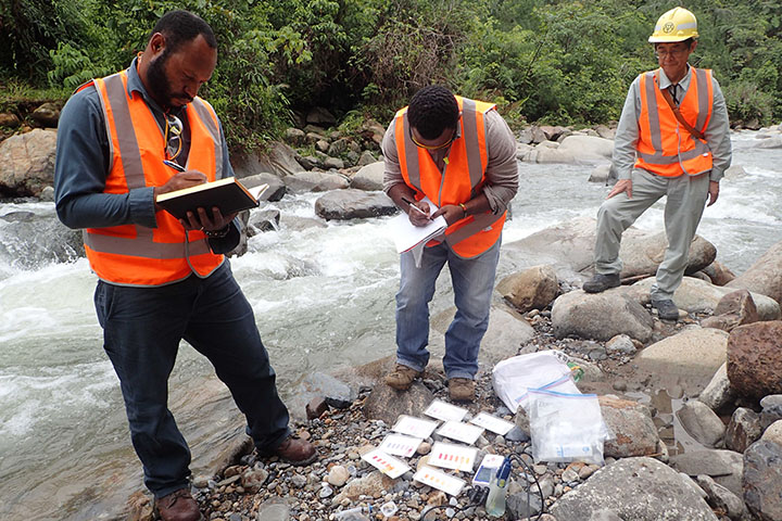 パプアニューギニア 鉱業環境行政能力向上プロジェクト