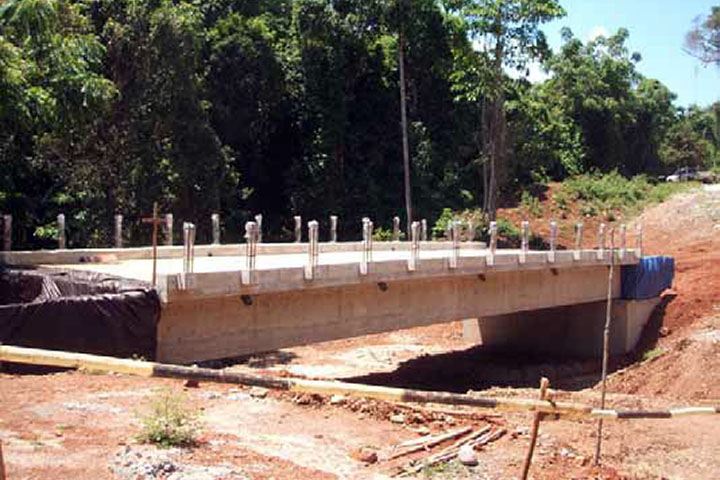 インドネシア：第一次西ヌサトゥンガラ州橋梁建設計画