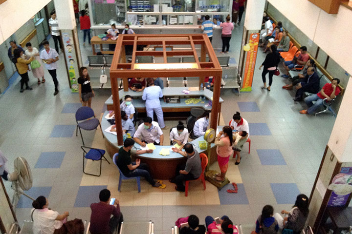 ラオス :セタティラート病院及びチャンパサック県病院整備計画 ラオス :セタティラート病院及びチャンパサック県病院整備計画