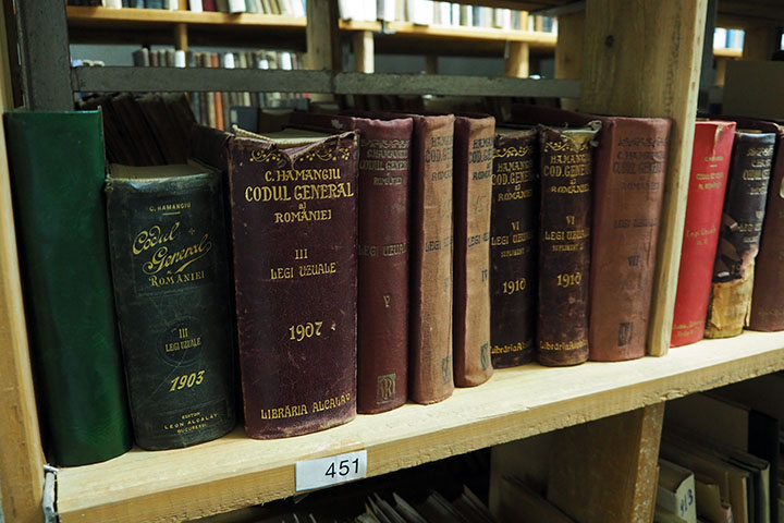 モルドバ：国立図書館デジタル化機材整備計画