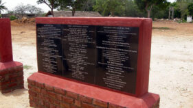 スリランカ：ワウニア・キリノッチ送電線修復事業