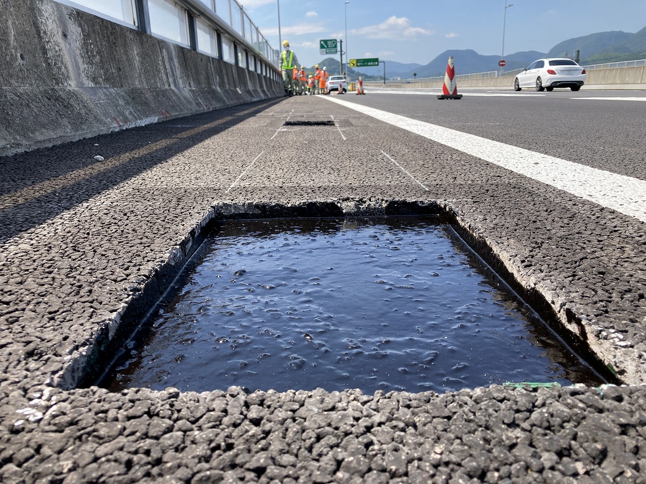 グースアスファルト舗装簡易補修工法「マイルドグース」(KT-230141-A)