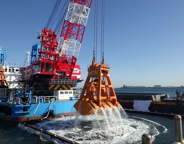 余水抜バケット浚渫工法(CGK-230001-A)